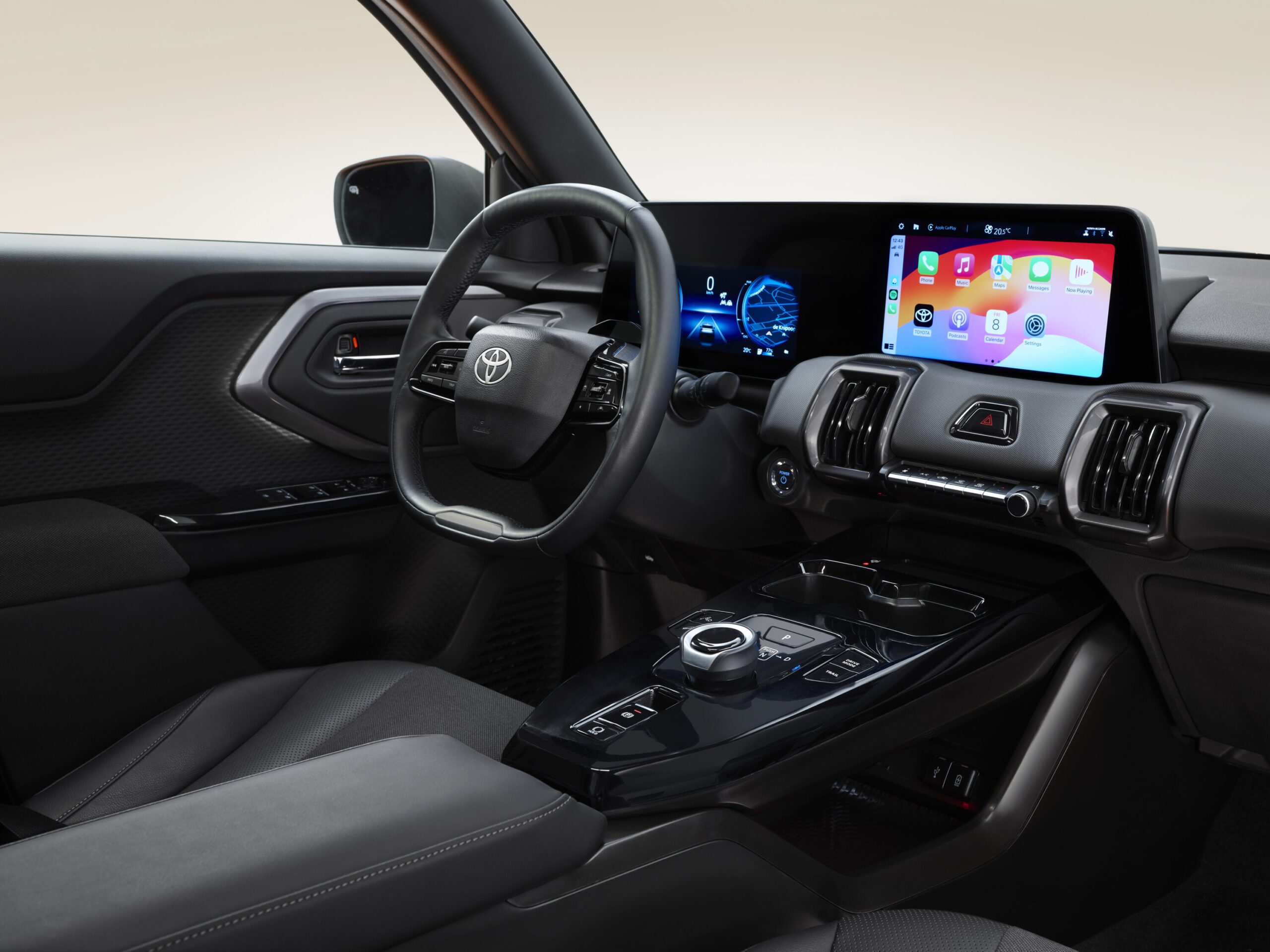 Toyota Urban Cruiser EV interieur