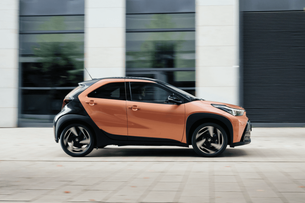 Toyota Aygo X Hybrid Kooijman Autogroep