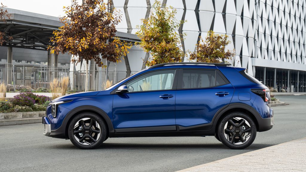 Kia Stonic zij aanzicht