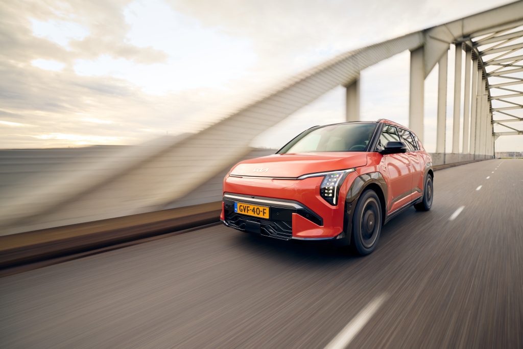 Kia EV3 voor aanzicht