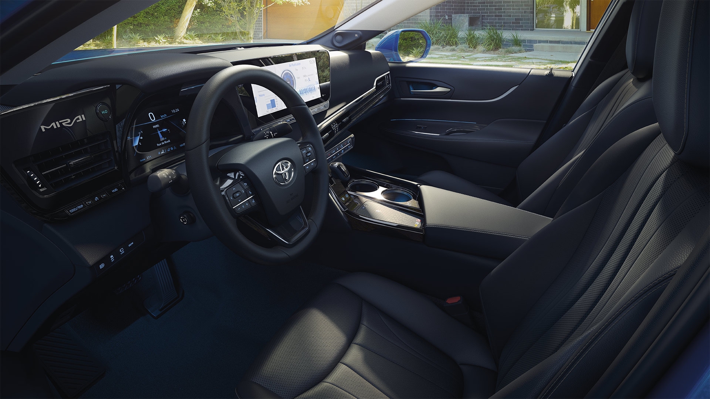Mirai interieur