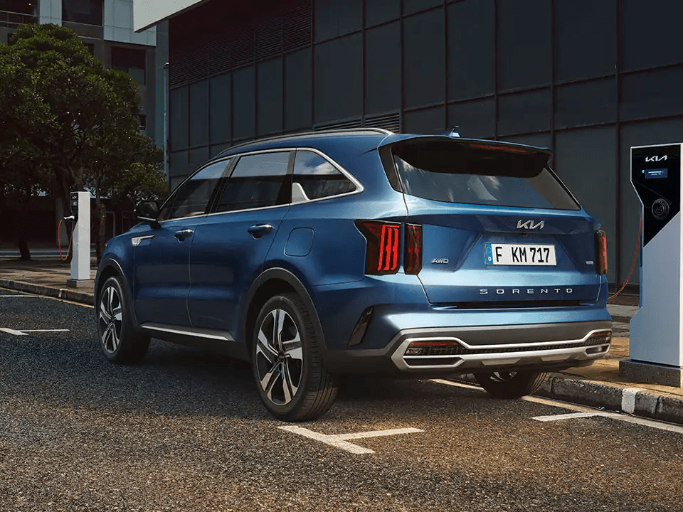 Sorento phev achterkant blauw