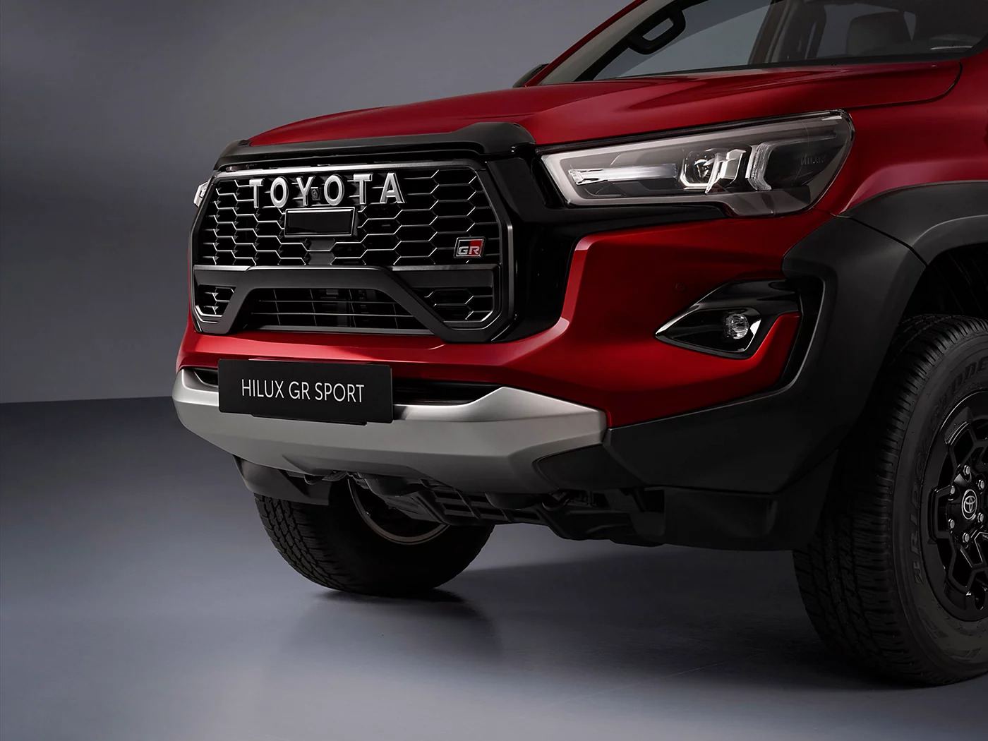 Toyota-Hilux-GR-SPORT-II-kooijman-autogroep.jpg