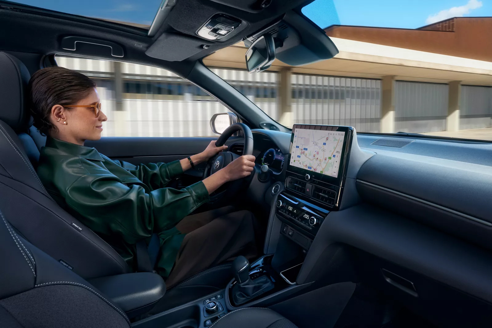 toyota yaris cross 2024 interieur kooijman autogroep