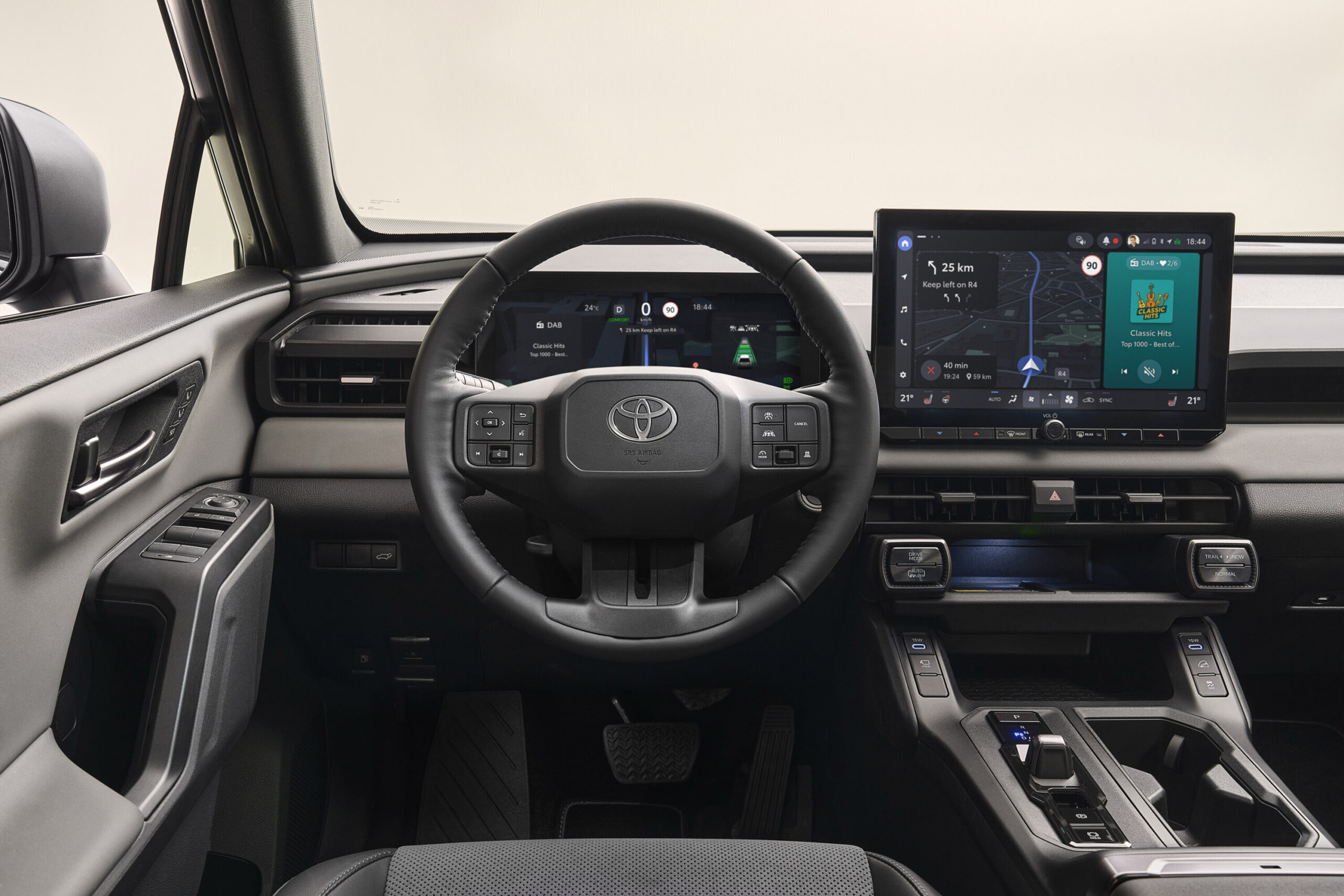 Nieuwe Toyota RAV4 interieur