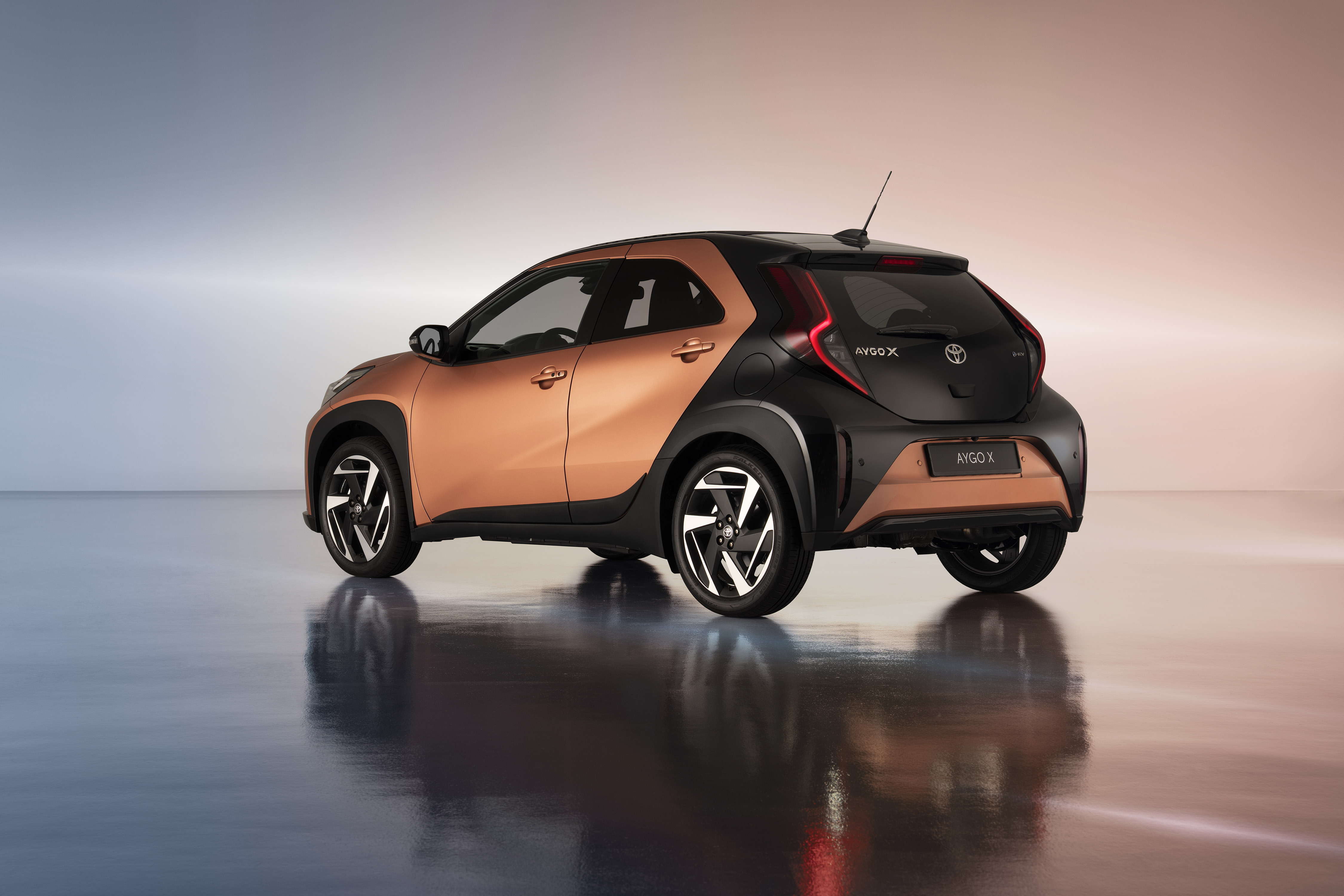 De nieuwe Toyota Aygo X Hybrid formaat