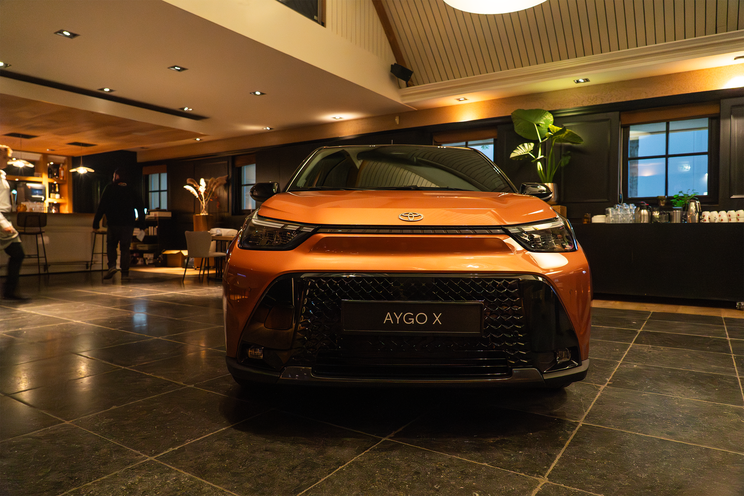 Aygo X Hybrid voorkant