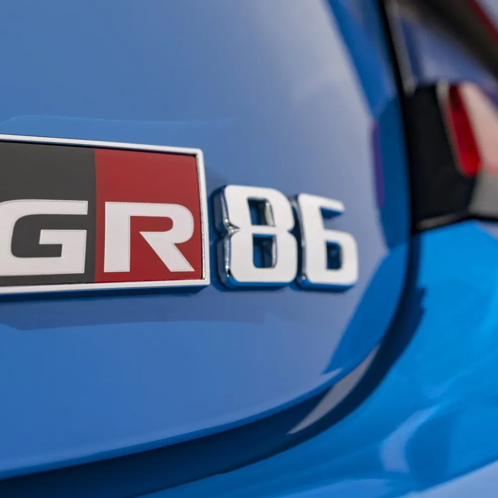 gr86 bekroond door carwow met award.jpg