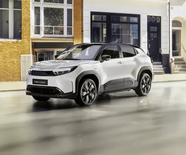 Toyota Urban Cruiser Kooijman Autogroep