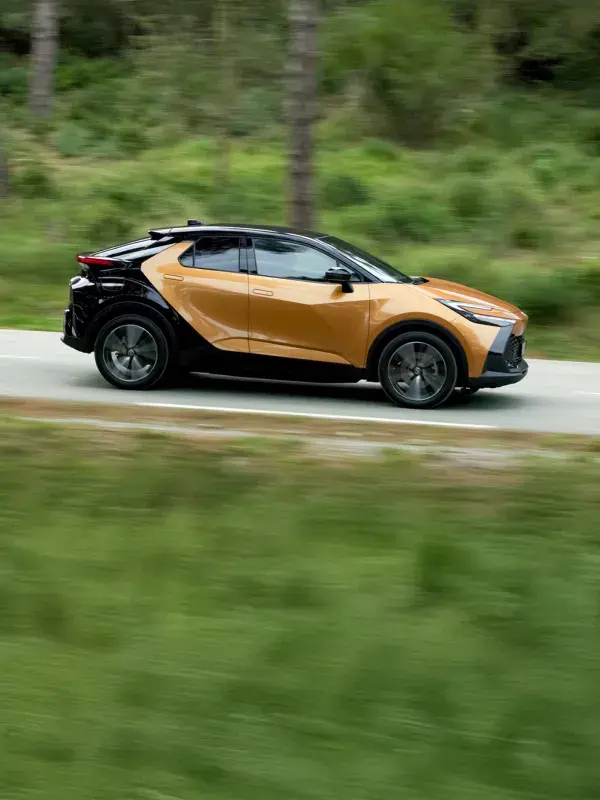 kooijman toyota c-hr mobiel