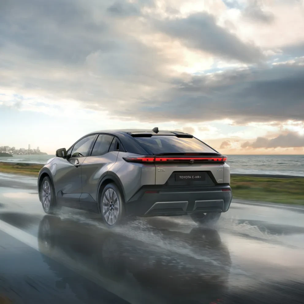 Toyota C-HR+