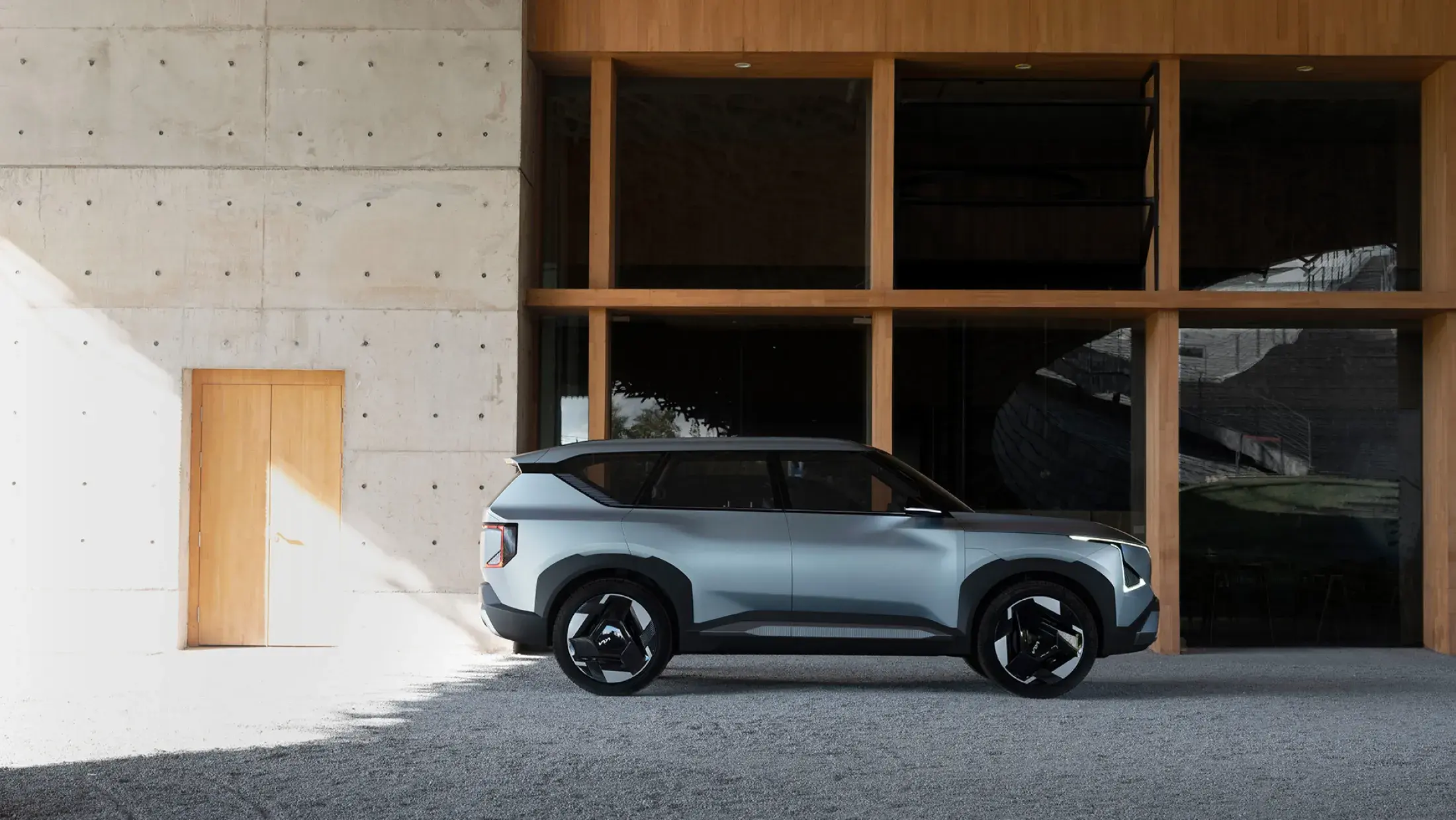 Kia EV5 zijaanzicht 