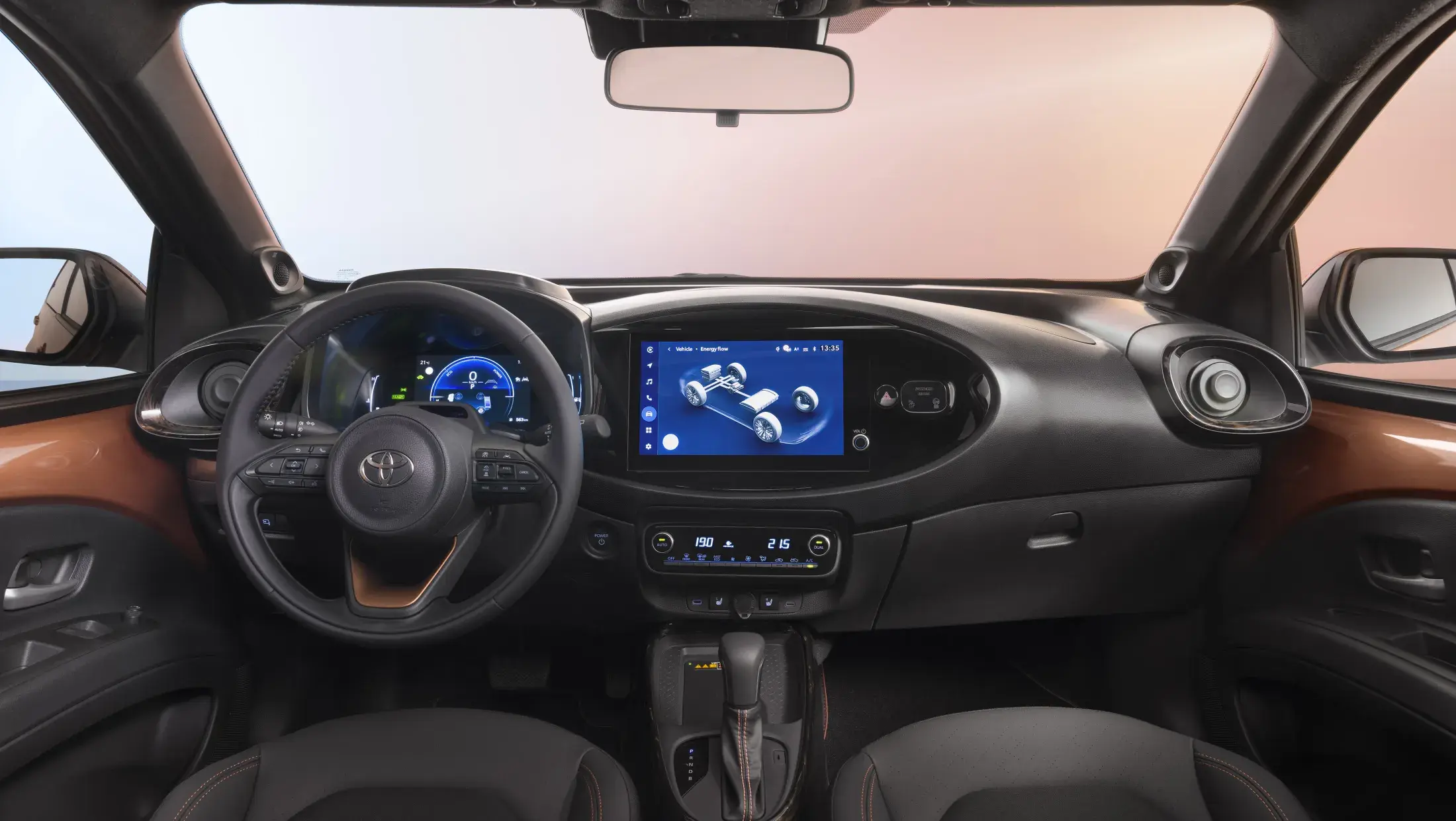 De nieuwe Toyota Aygo X Hybrid interieur