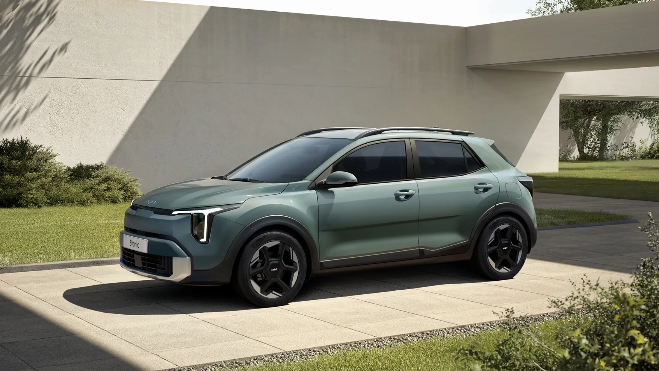 nieuwste kia stonic bij kia kooijman autgroep in showroom