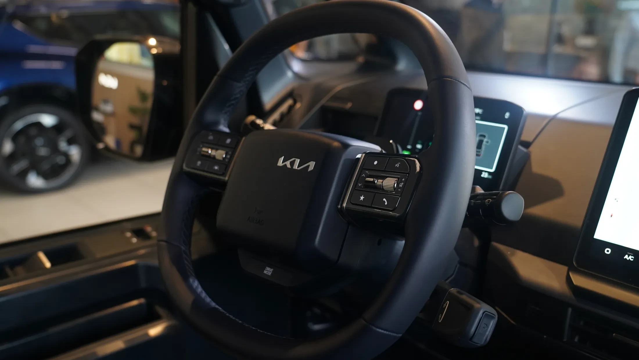 kia pv5 cargo stuur