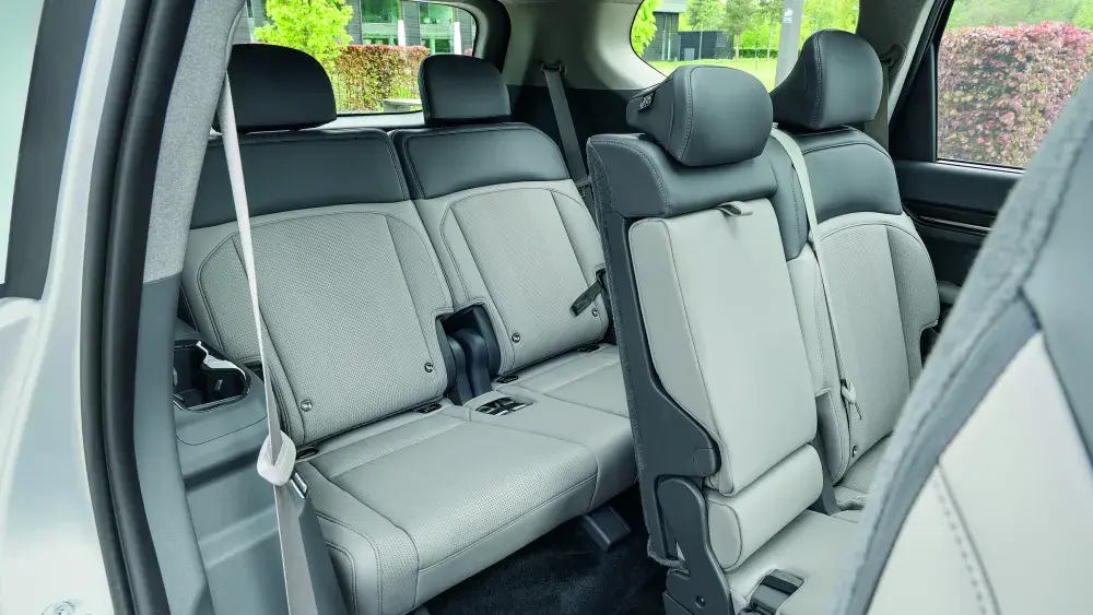 kia-ev9-baseline-interior-hires-06