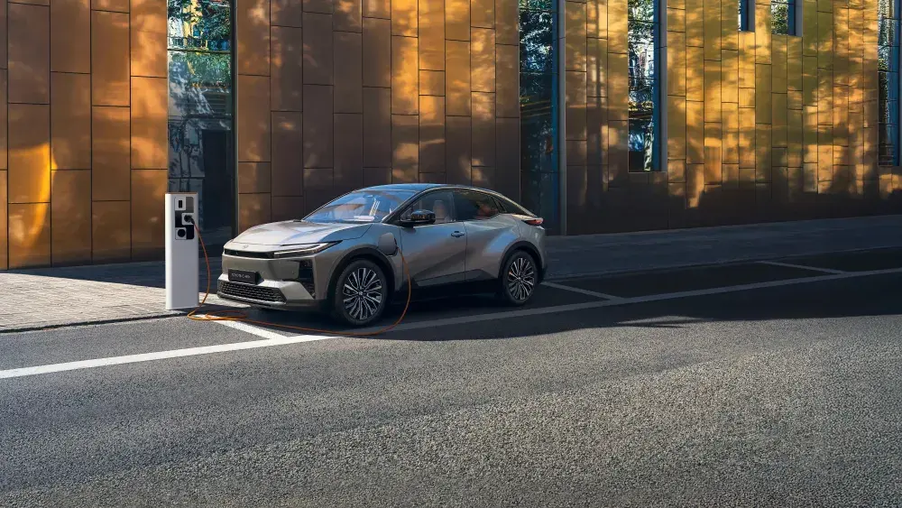 Nieuwe Toyota C-HR+