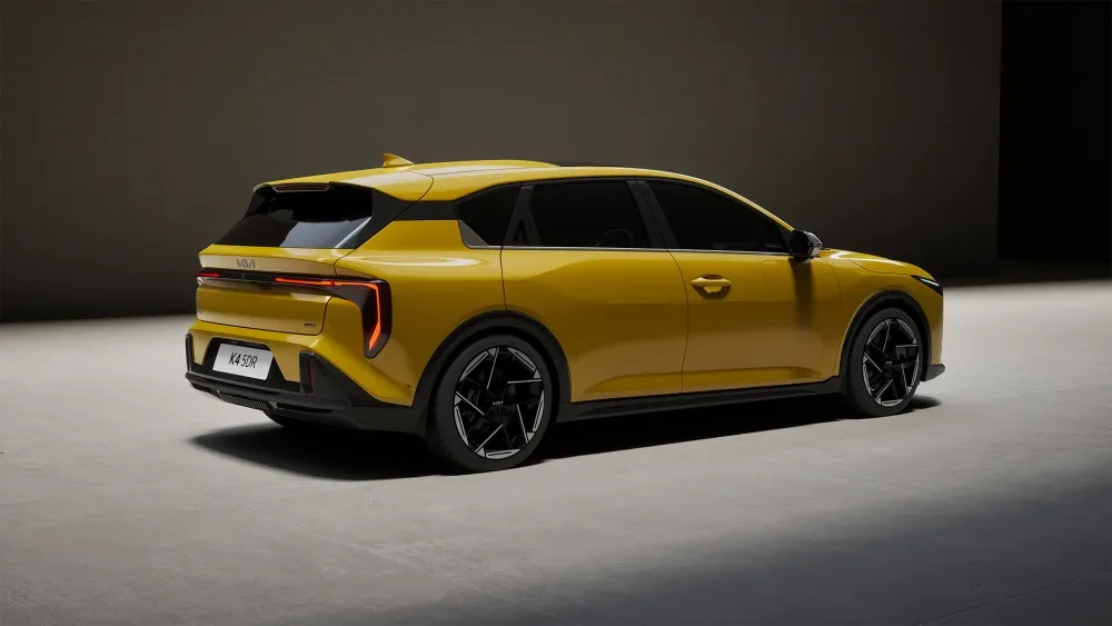 Kia K4