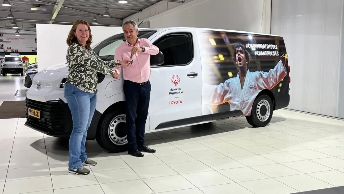 kooijman autogroep sponsort proace electric olympic 